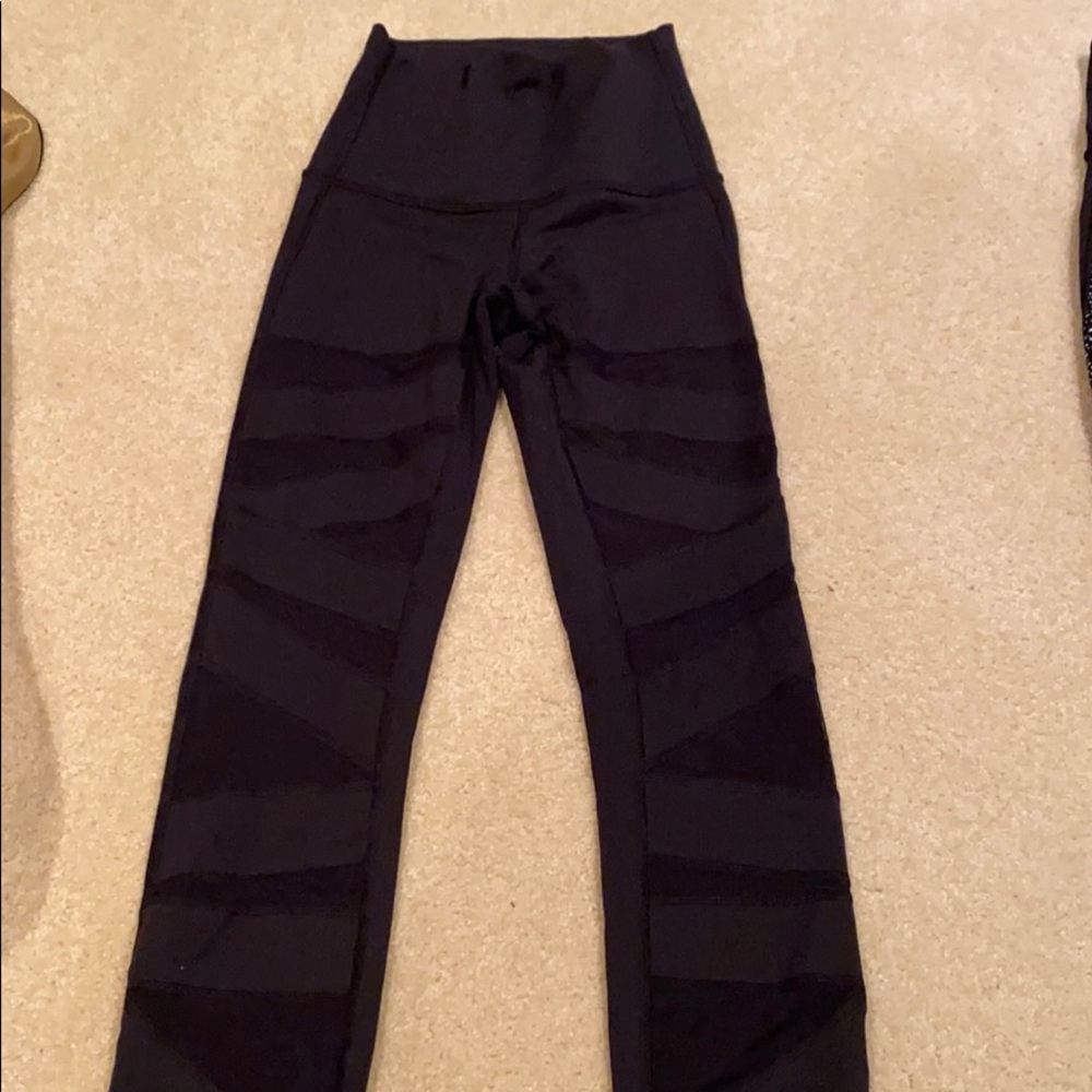 Wunder Under Pant Tech Mesh Lululemon Leggings - image 1